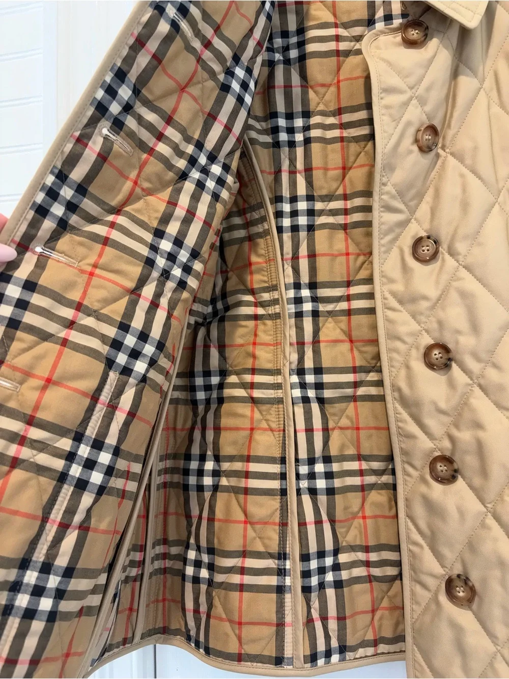 NEW size M Burberry Beige Quilted Trench Coat with Check Trim - Picture 7 of 8